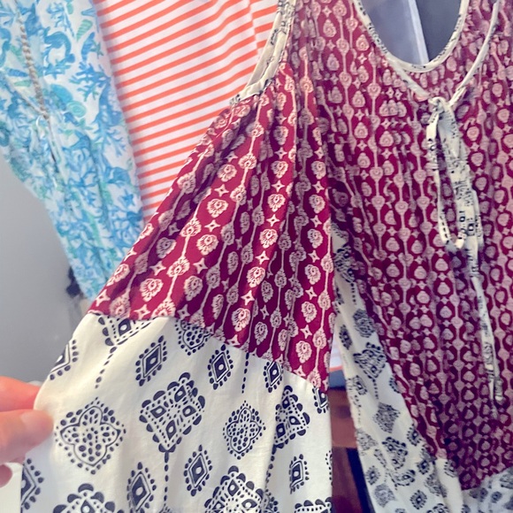 Jodifl shirt cold shoulder medium never worn Just washed Like new smoke free - Picture 4 of 6